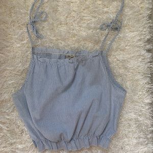 Top perfecto para salir y estar casual.